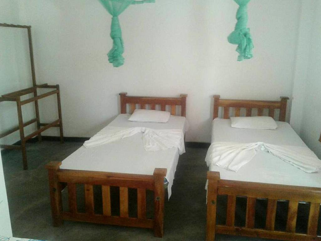 Parakum Rest Rooms Polonnaruwa Zewnętrze zdjęcie